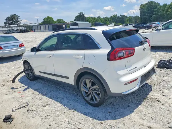 KNDCC3LC8H5052082 2017 KIA NIRO - Image 2
