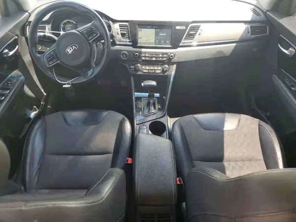 KNDCC3LC8H5052082 2017 KIA NIRO - Image 8