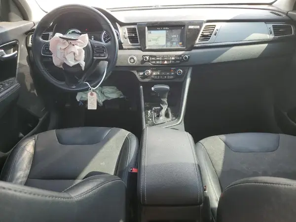 KNDCC3LC8H5053944 2017 KIA NIRO - Image 8
