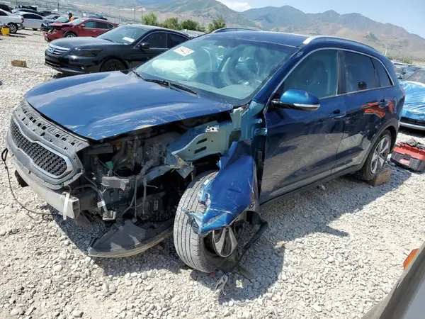 KNDCC3LC8H5057444 2017 KIA NIRO - Image 1