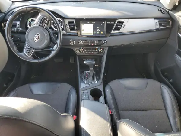 KNDCC3LC8H5064734 2017 KIA NIRO - Image 8