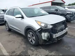 KNDCC3LC8H5074650 2017 KIA NIRO