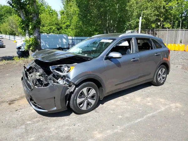 KNDCC3LC8H5082232 2017 KIA NIRO - Image 1