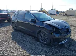 KNDCC3LC8H5092419 2017 KIA NIRO