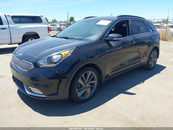 KNDCC3LC8H5092422 2017 KIA NIRO - Image 2