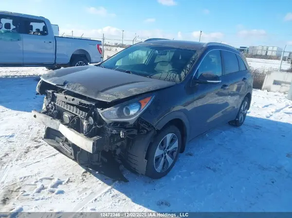 KNDCC3LC8H5093425 2017 KIA NIRO - Image 2