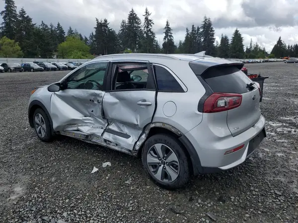 KNDCC3LC8H5101877 2017 KIA NIRO - Image 2