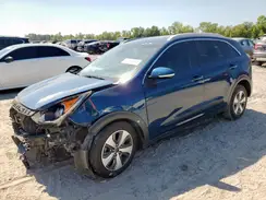 KNDCC3LC8J5124632 2018 KIA NIRO