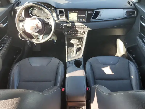 KNDCC3LC8J5148946 2018 KIA NIRO - Image 8