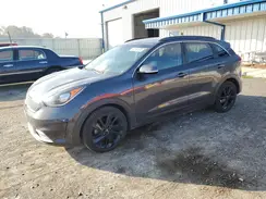 KNDCC3LC8J5160210 2018 KIA NIRO