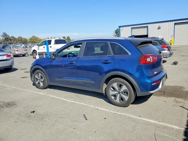 KNDCC3LC8J5161762 2018 KIA NIRO - Image 2