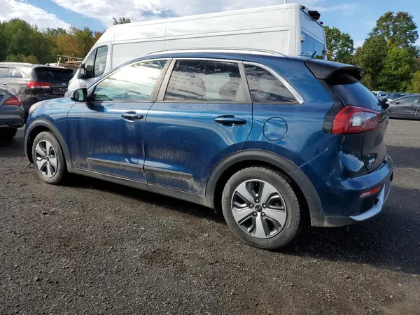 KNDCC3LC8J5176262 2018 KIA NIRO - Image 2