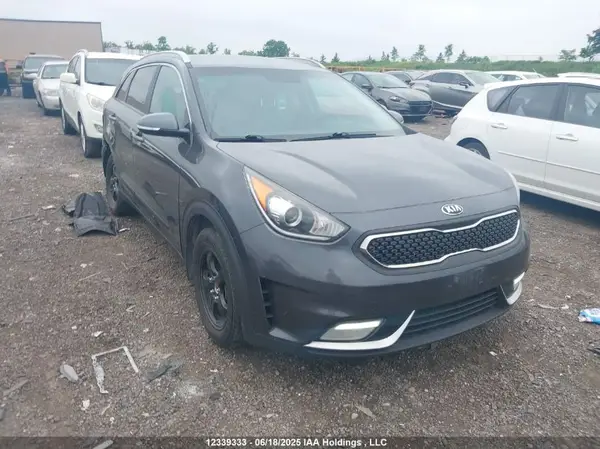 KNDCC3LC8J5201418 2018 KIA NIRO - Image 1