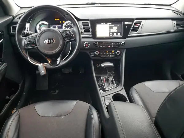 KNDCC3LC8K5253259 2019 KIA NIRO - Image 8