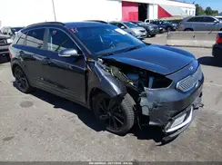 KNDCC3LC8K5253293 2019 KIA NIRO