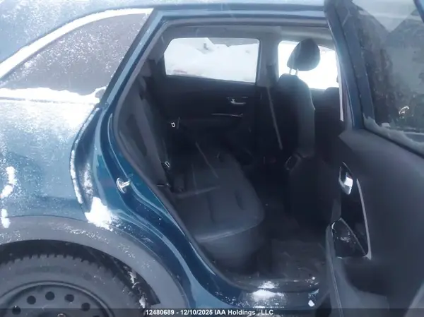 KNDCC3LC8K5287671 2019 KIA NIRO - Image 8