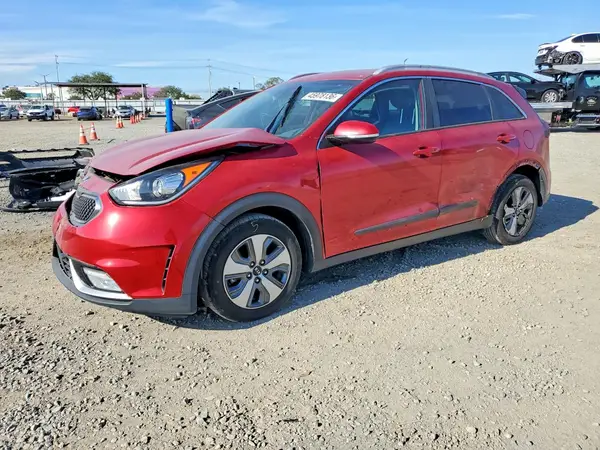 KNDCC3LC8K5353085 2019 KIA NIRO - Image 1