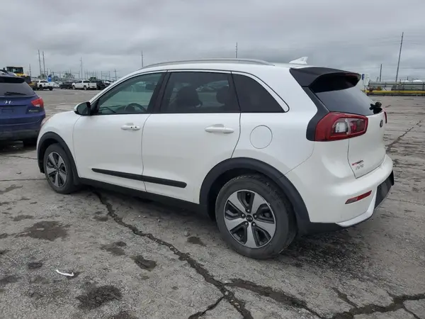 KNDCC3LC9H5048820 2017 KIA NIRO - Image 2