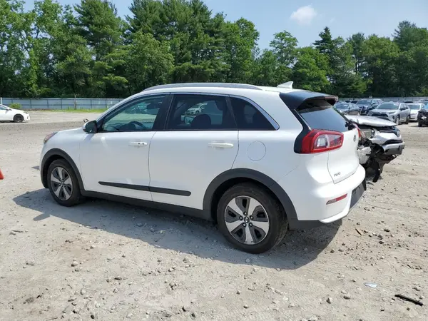 KNDCC3LC9H5049403 2017 KIA NIRO - Image 2