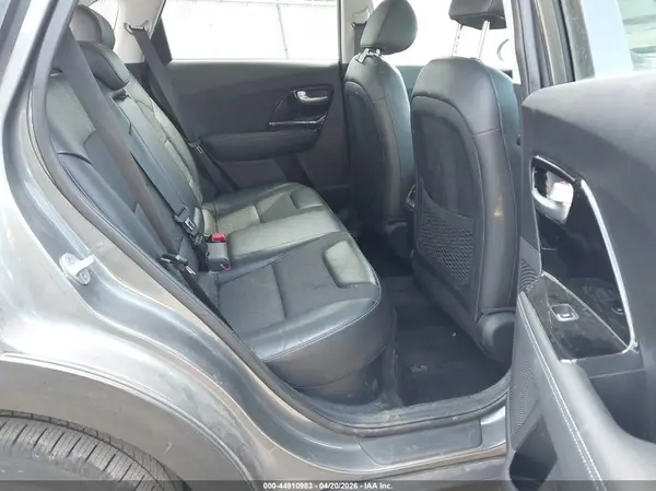 KNDCC3LC9H5051510 2017 KIA NIRO - Image 8