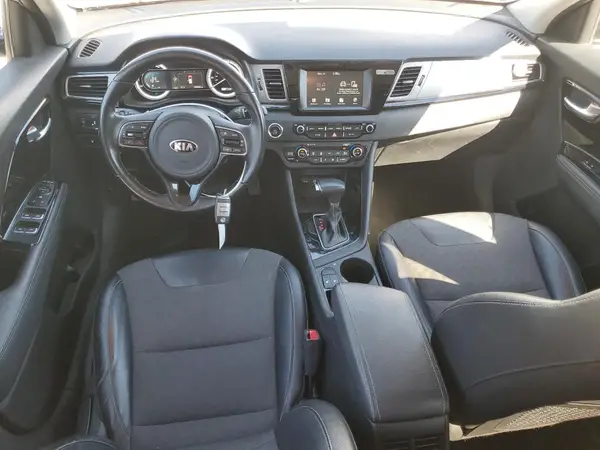 KNDCC3LC9H5054259 2017 KIA NIRO - Image 8