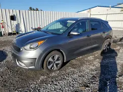 KNDCC3LC9H5055038 2017 KIA NIRO