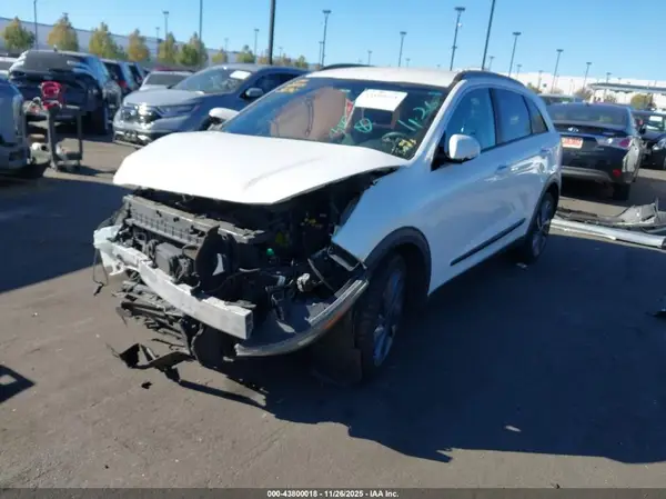 KNDCC3LC9H5065682 2017 KIA NIRO - Image 2