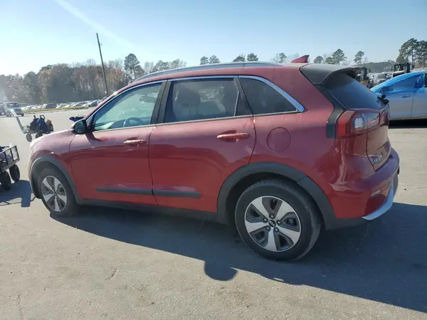 KNDCC3LC9H5067349 2017 KIA NIRO - Image 2
