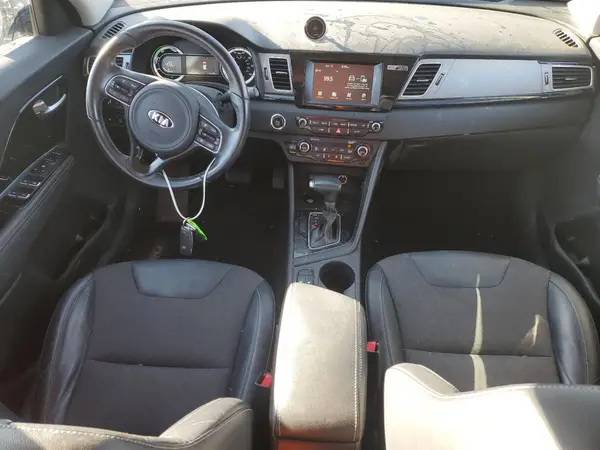 KNDCC3LC9H5068808 2017 KIA NIRO - Image 8