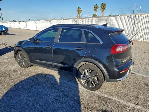 KNDCC3LC9H5072972 2017 KIA NIRO - Image 2