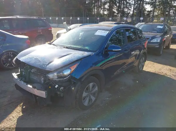 KNDCC3LC9H5103587 2017 KIA NIRO - Image 2