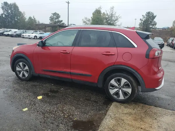 KNDCC3LC9J5122100 2018 KIA NIRO - Image 2