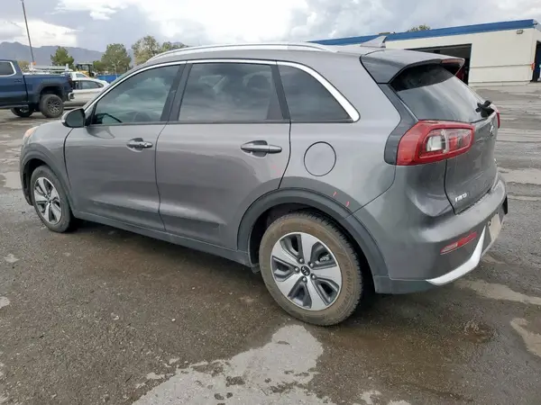 KNDCC3LC9J5124543 2018 KIA NIRO - Image 2