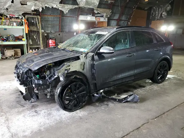 KNDCC3LC9J5137356 2018 KIA NIRO - Image 1