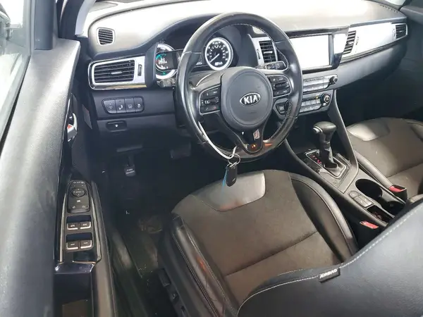 KNDCC3LC9J5141195 2018 KIA NIRO - Image 8