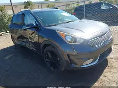 KNDCC3LC9J5141245 2018 KIA NIRO