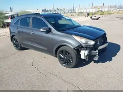 KNDCC3LC9J5145151 2018 KIA NIRO