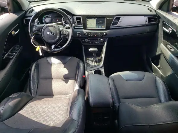 KNDCC3LC9J5152794 2018 KIA NIRO - Image 8