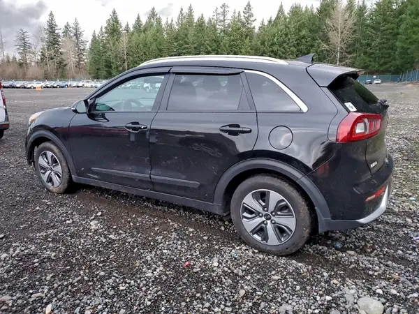 KNDCC3LC9J5203484 2018 KIA NIRO - Image 2