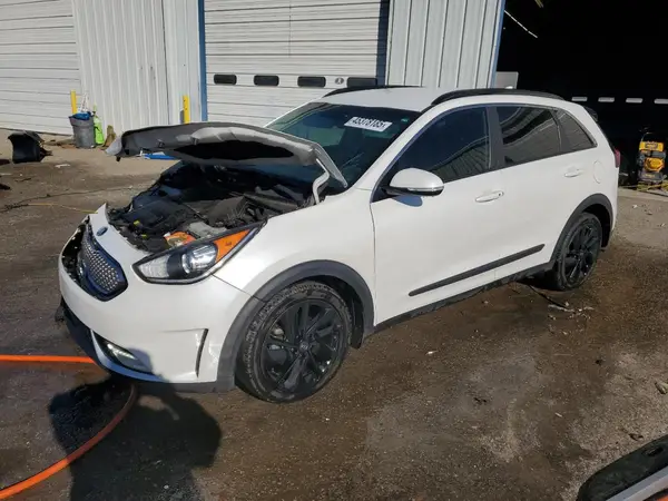 KNDCC3LC9K5253657 2019 KIA NIRO - Image 1