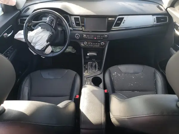 KNDCC3LC9K5260589 2019 KIA NIRO - Image 8