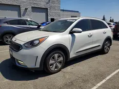 KNDCC3LC9K5275593 2019 KIA NIRO