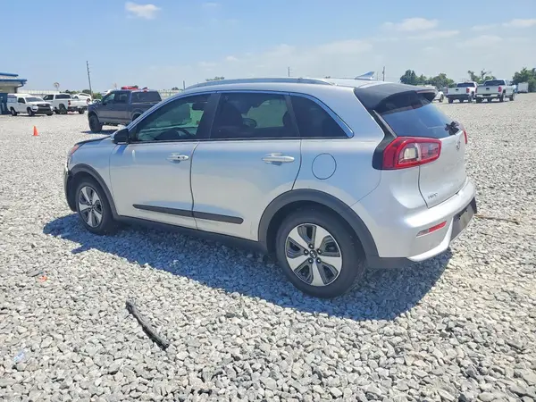 KNDCC3LC9K5282155 2019 KIA NIRO - Image 2
