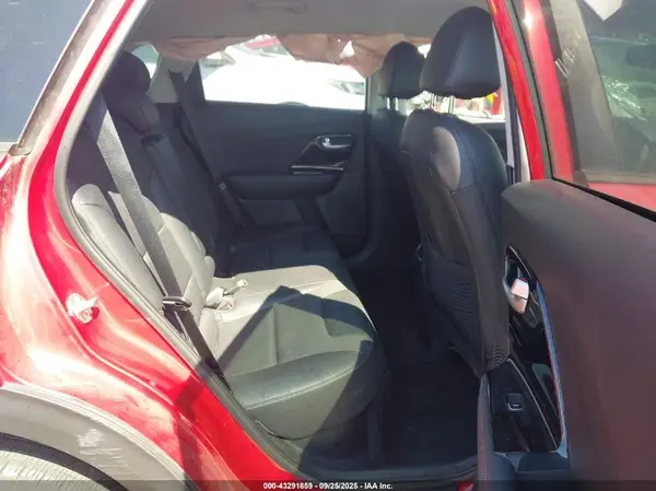 KNDCC3LC9K5302811 2019 KIA NIRO - Image 8