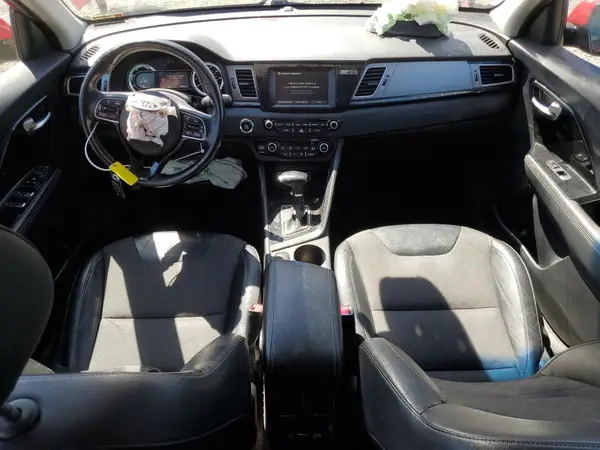 KNDCC3LC9K5302825 2019 KIA NIRO - Image 8