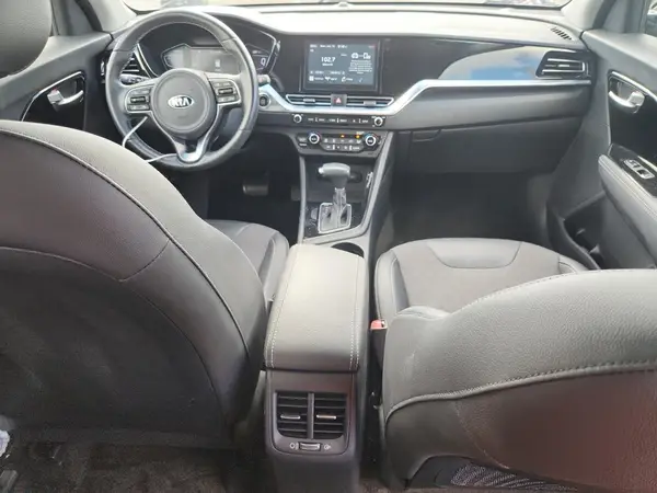 KNDCC3LC9L5394245 2020 KIA NIRO - Image 8