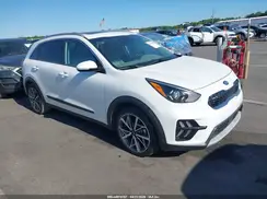 KNDCC3LC9L5420763 2020 KIA NIRO
