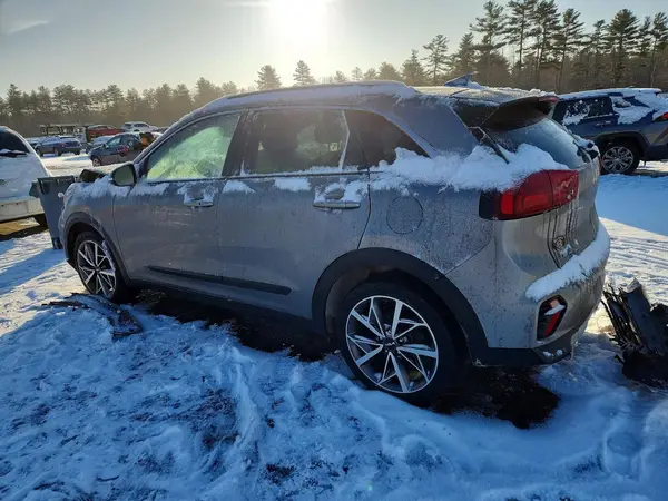 KNDCC3LC9N5502009 2022 KIA NIRO - Image 2