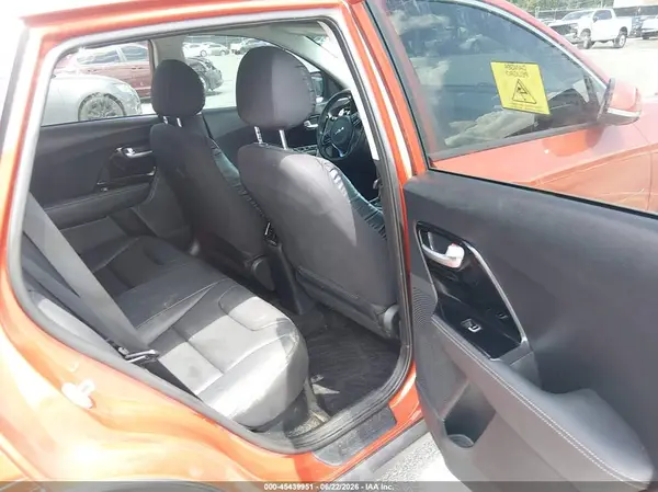 KNDCC3LC9N5502107 2022 KIA NIRO - Image 8
