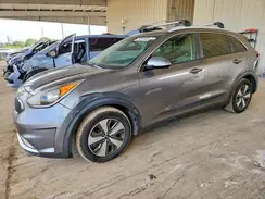 KNDCC3LCXH5037566 2017 KIA NIRO